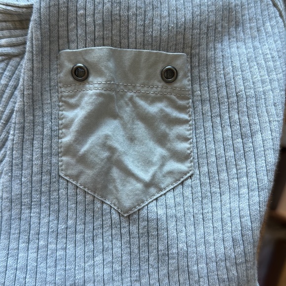 Ralph Lauren Polo Jeans Ribbed Tee with Pocket on Sleeve - Picture 11 of 13